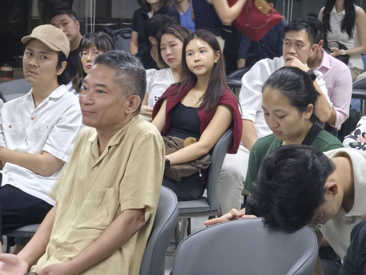 Attendees seated and listening closely to the panel at AI Power Users Meetup 06, Aspire, Singapore